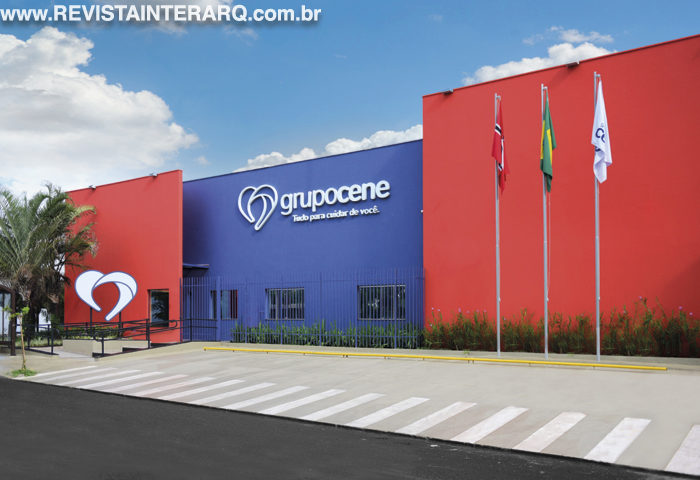 Para este projeto corporativo criado pelo escritório Novaora Arquitetura, foram criados ambientes de trabalho unificados e um grande parque tecnológico - Revista InterArq | Arquitetura, Decoração, Design, Paisagismo e Lifestyle
