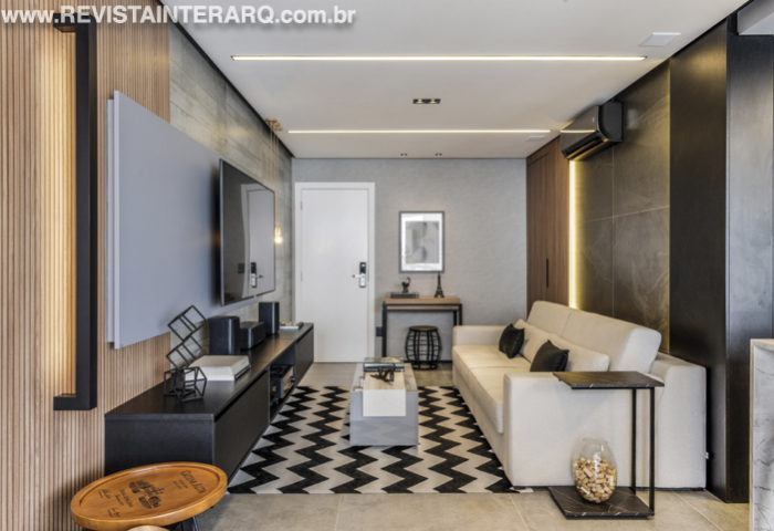 O contraste entre uma ambientação arrojada e aconchegante evidencia o estilo industrial contemporâneo deste projeto - Revista InterArq | Arquitetura, Decoração, Design, Paisagismo e Lifestyle