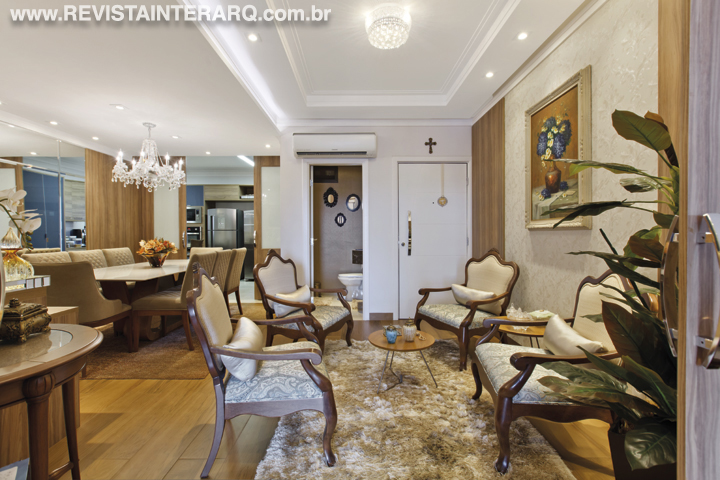 O clássico predomina no design de interiores deste apartamento. Confira! - Revista InterArq | Arquitetura, Decoração, Design, Paisagismo e Lifestyle