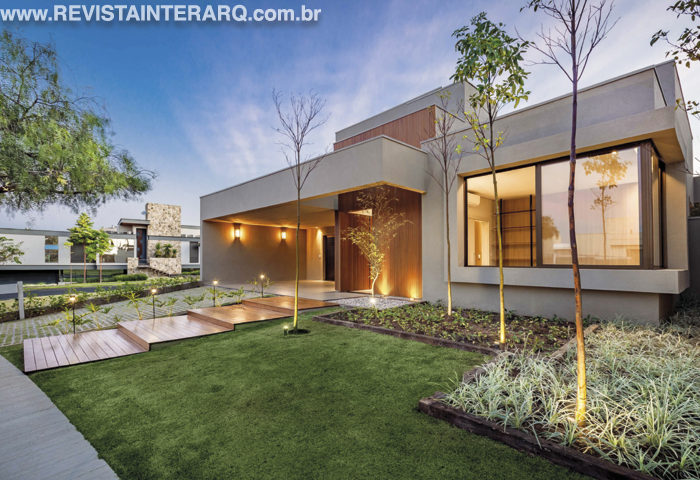 Mesclar o estilo contemporâneo ao minimalismo foi o mote deste projeto - Revista InterArq | Arquitetura, Decoração, Design, Paisagismo e Lifestyle