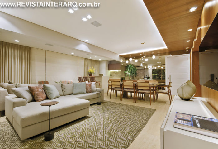 A linguagem atemporal revela o estilo de morar deste apartamento - Revista InterArq | Arquitetura, Decoração, Design, Paisagismo e Lifestyle