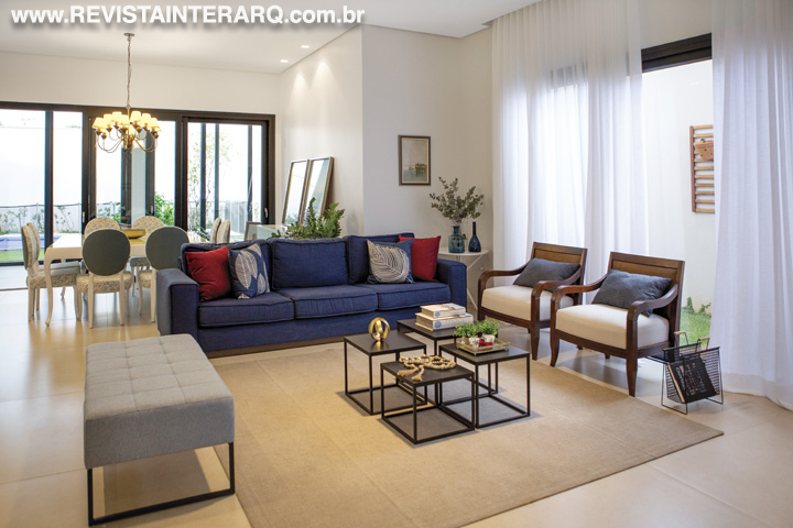 O design de interiores desta residência teve inspirações contemporâneas - Revista InterArq | Arquitetura, Decoração, Design, Paisagismo e Lifestyle