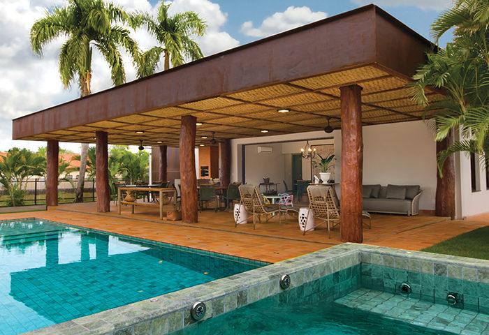 Este projeto de revitalização ganhou materiais atemporais e modernos - Revista InterArq | Arquitetura, Decoração, Design, Paisagismo e Lifestyle
