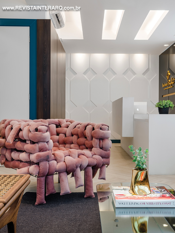 Esta clínica carrega um conceito elegante, feminino e atemporal - Revista InterArq | Arquitetura, Decoração, Design, Paisagismo e Lifestyle
