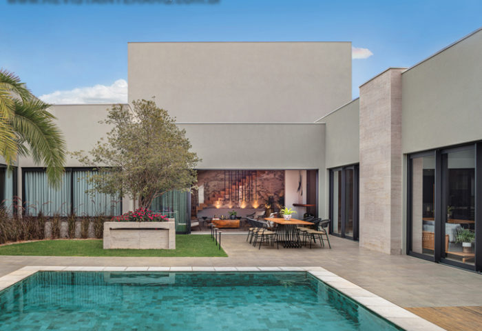 Esta residência contemporânea destaca a área de lazer - Revista InterArq | Arquitetura, Decoração, Design, Paisagismo e Lifestyle