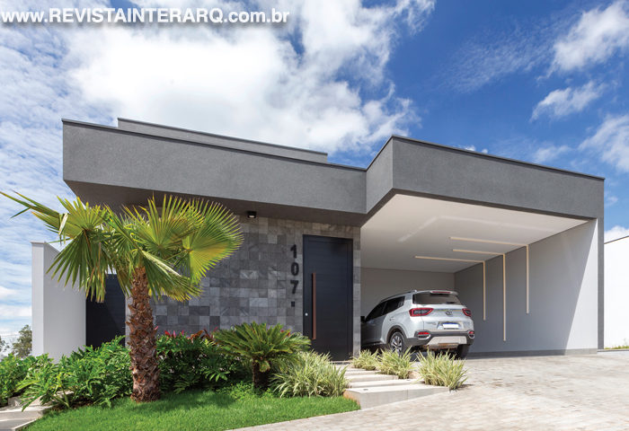 Ambientes fluidos e amplos permeiam este projeto - Revista InterArq | Arquitetura, Decoração, Design, Paisagismo e Lifestyle