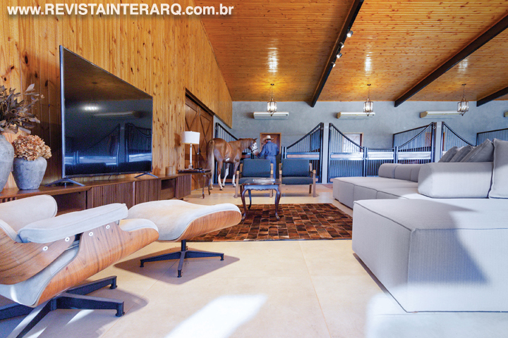 Materiais rústicos ressaltam a arquitetura deste espaço acolhedor - Revista InterArq | Arquitetura, Decoração, Design, Paisagismo e Lifestyle