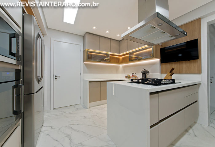 Ambientes contemporâneos e elegantes são o destaque do projeto - Revista InterArq | Arquitetura, Decoração, Design, Paisagismo e Lifestyle