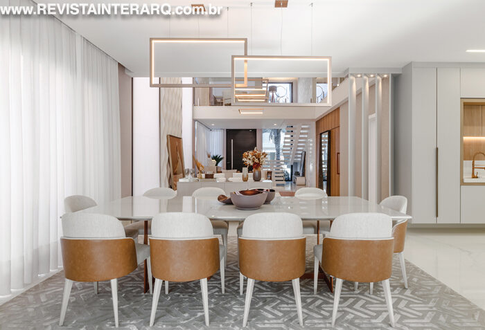 Elementos totalmente sutis e contemporâneos destacaram o projeto - Revista InterArq | Arquitetura, Decoração, Design, Paisagismo e Lifestyle
