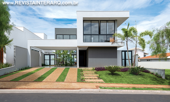 Este projeto é repleto de integração visual em todos os espaços. - Revista InterArq | Arquitetura, Decoração, Design, Paisagismo e Lifestyle