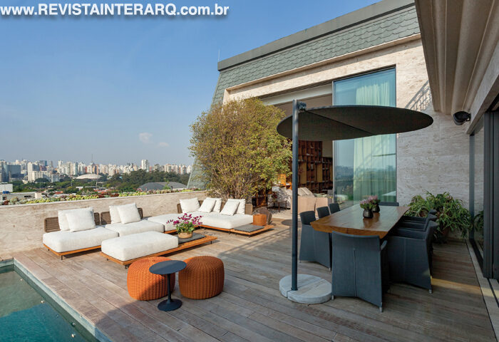 Um apartamento amplo, que foi totalmente renovado - Revista InterArq | Arquitetura, Decoração, Design, Paisagismo e Lifestyle