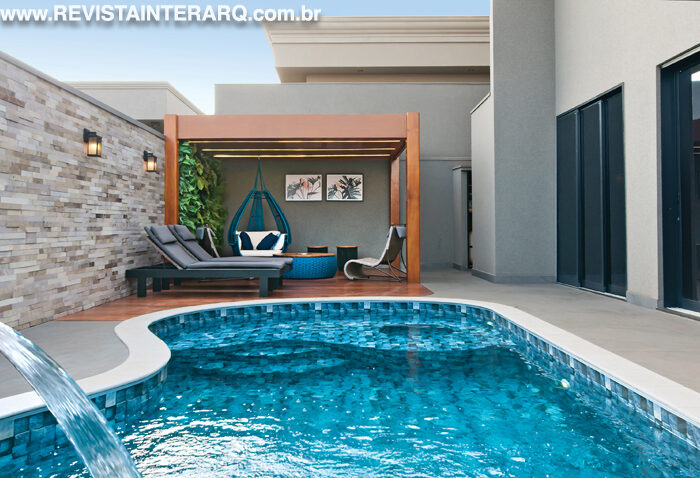 Uma reforma que trouxe a tona muito aconchego e beleza - Revista InterArq | Arquitetura, Decoração, Design, Paisagismo e Lifestyle
