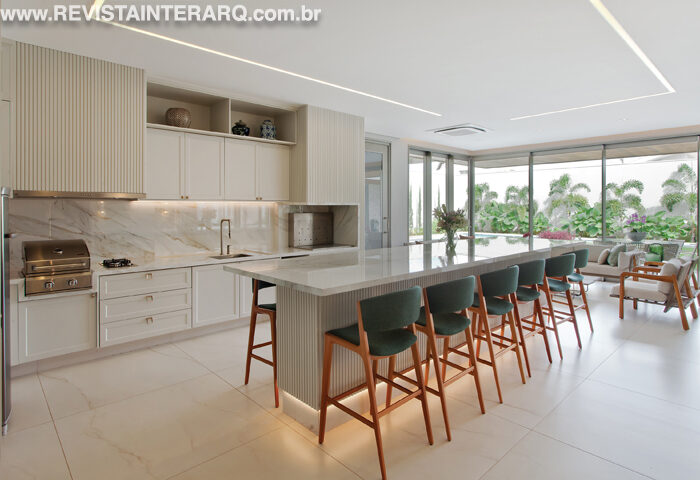A renovação total dos ambientes trouxe novos ares para esta casa - Revista InterArq | Arquitetura, Decoração, Design, Paisagismo e Lifestyle