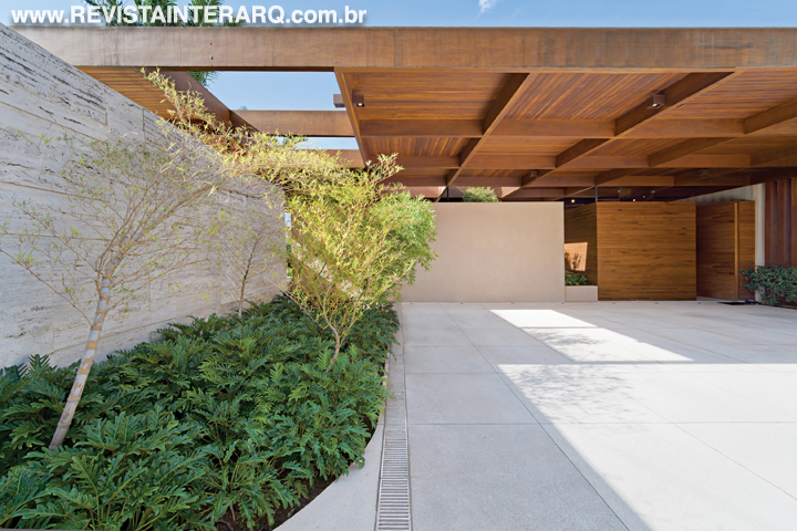 Integrado e iluminado, este projeto é surpreendente - Revista InterArq | Arquitetura, Decoração, Design, Paisagismo e Lifestyle