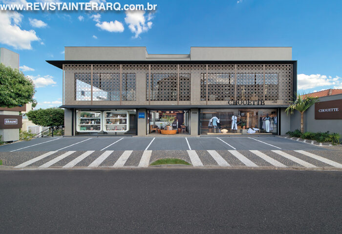 Soluções criativas destacam esta galeria projetada por Claudia Togni - Revista InterArq | Arquitetura, Decoração, Design, Paisagismo e Lifestyle