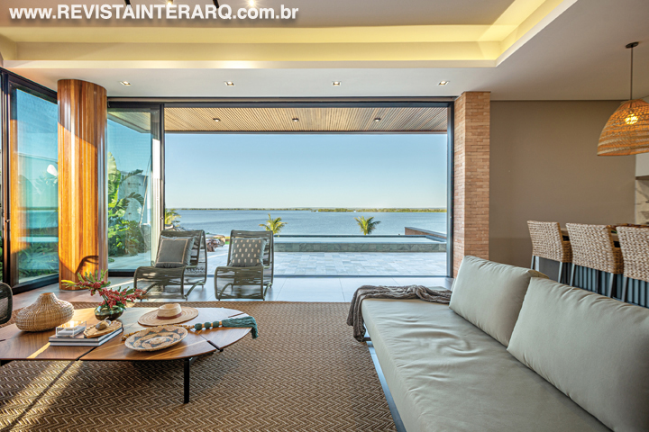 A arquitetura desta casa é harmônica e contemporânea - Revista InterArq | Arquitetura, Decoração, Design, Paisagismo e Lifestyle