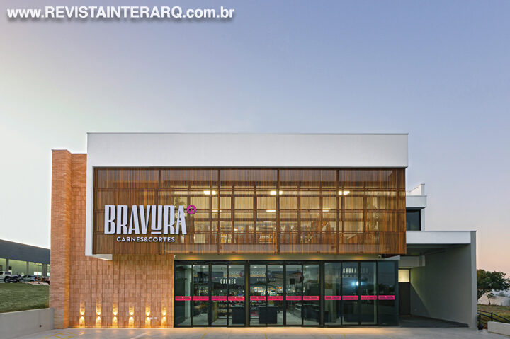 Este projeto sob medida valorizou a identidade da marca - Revista InterArq | Arquitetura, Decoração, Design, Paisagismo e Lifestyle