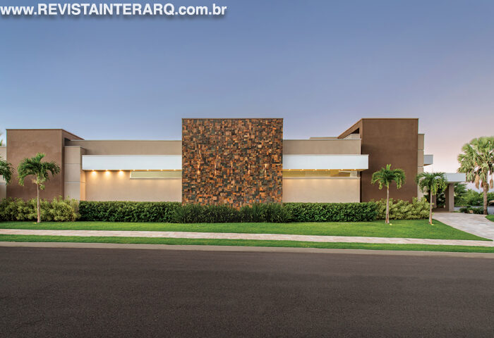 A contemporaneidade destaca este projeto de esquina - Revista InterArq | Arquitetura, Decoração, Design, Paisagismo e Lifestyle