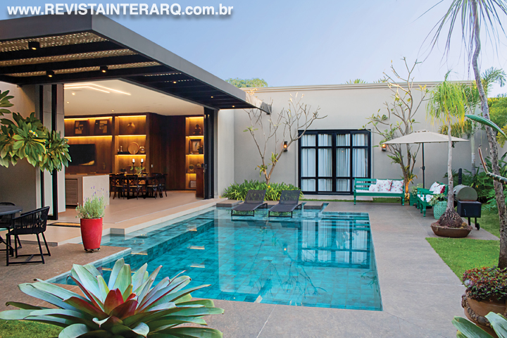 A integração dos espaços valorizou todos os ambientes - Revista InterArq | Arquitetura, Decoração, Design, Paisagismo e Lifestyle