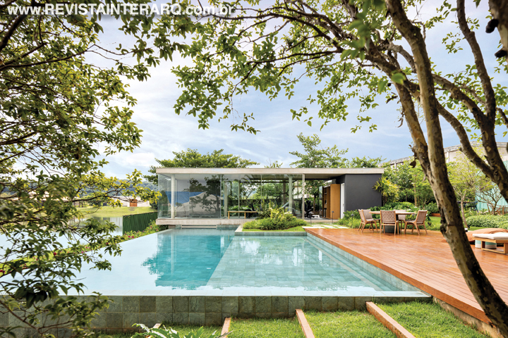 Este projeto harmoniza a arquitetura modernista com a natureza - Revista InterArq | Arquitetura, Decoração, Design, Paisagismo e Lifestyle