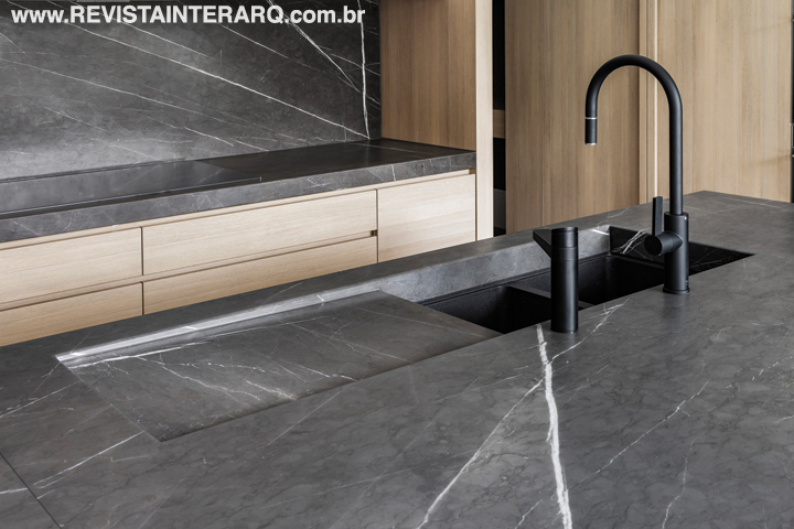 O uso de superfícies minerais tem crescido entre os arquitetos nos últimos anos - Revista InterArq | Arquitetura, Decoração, Design, Paisagismo e Lifestyle