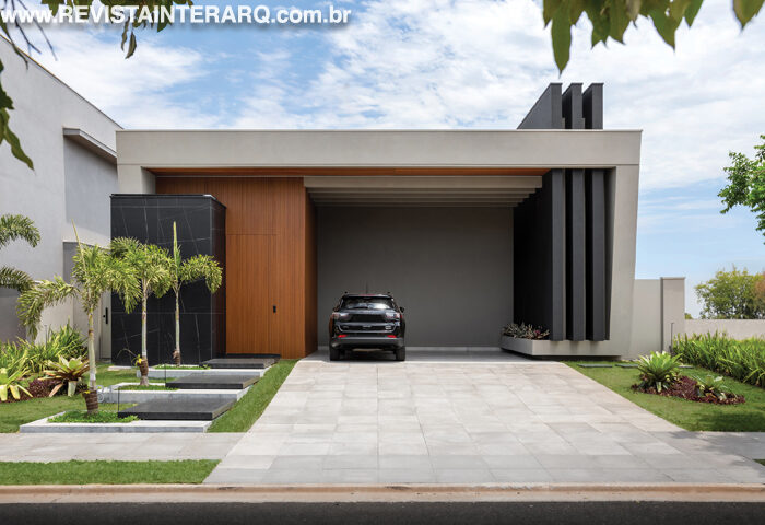 Traços retos e imponentes destacam a atmosfera moderna desta residência - Revista InterArq | Arquitetura, Decoração, Design, Paisagismo e Lifestyle