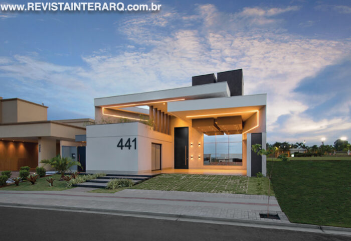 Volumes marcantes, ambientes acolhedores e história familiar definem este projeto - Revista InterArq | Arquitetura, Decoração, Design, Paisagismo e Lifestyle