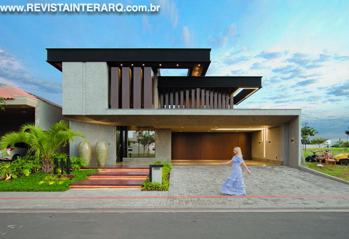 Contemporânea e acolhedora: um lar que reflete alma e propósito - Revista InterArq | Arquitetura, Decoração, Design, Paisagismo e Lifestyle